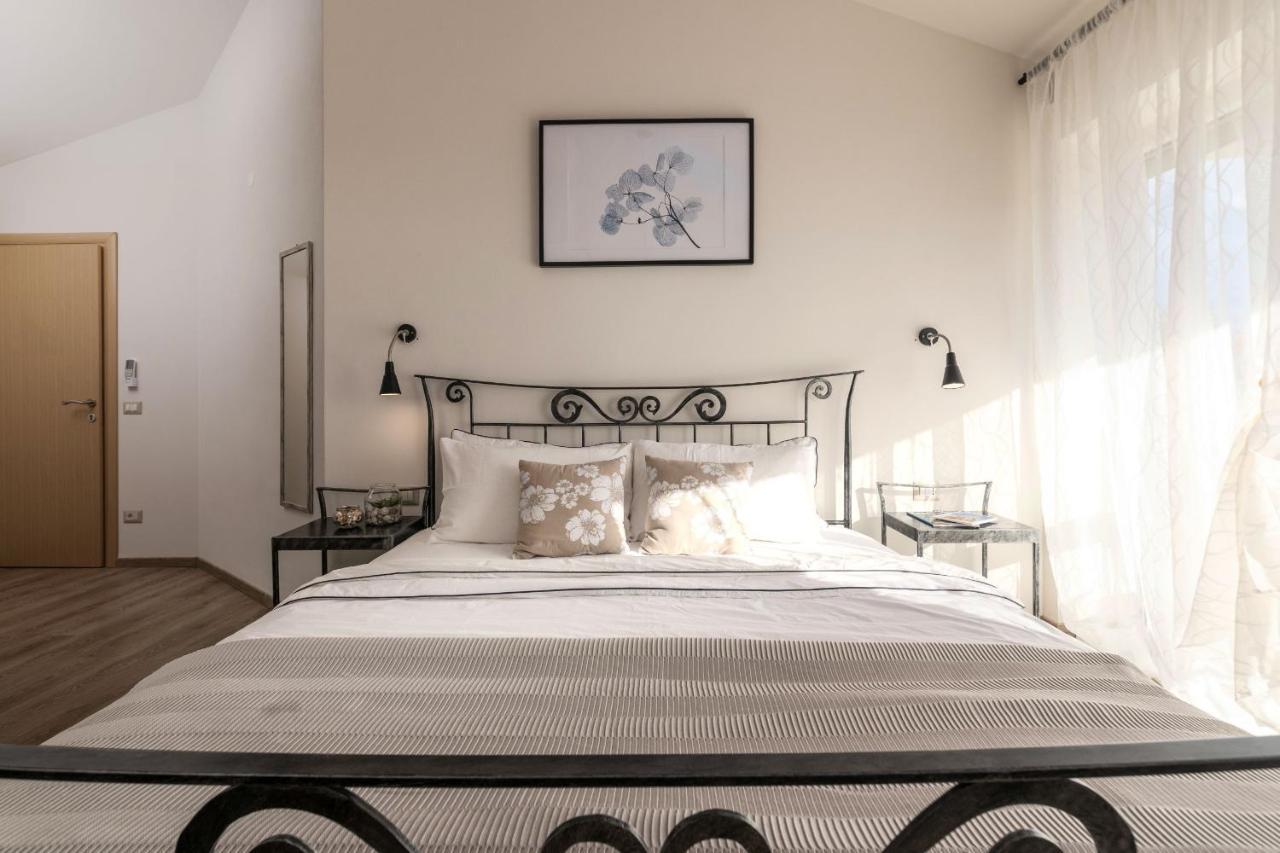 Rooms Karolina Фунтана Екстериор снимка