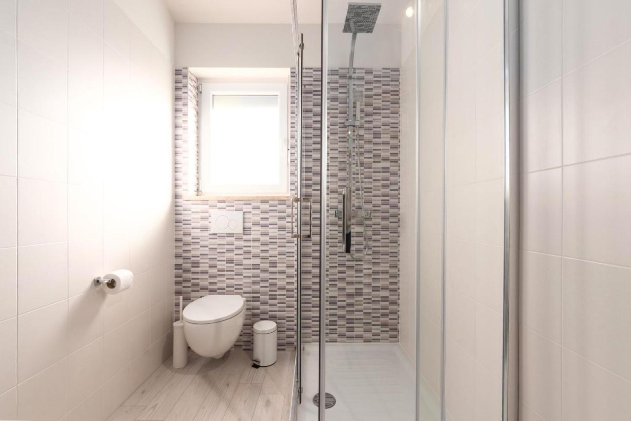 Rooms Karolina Фунтана Екстериор снимка